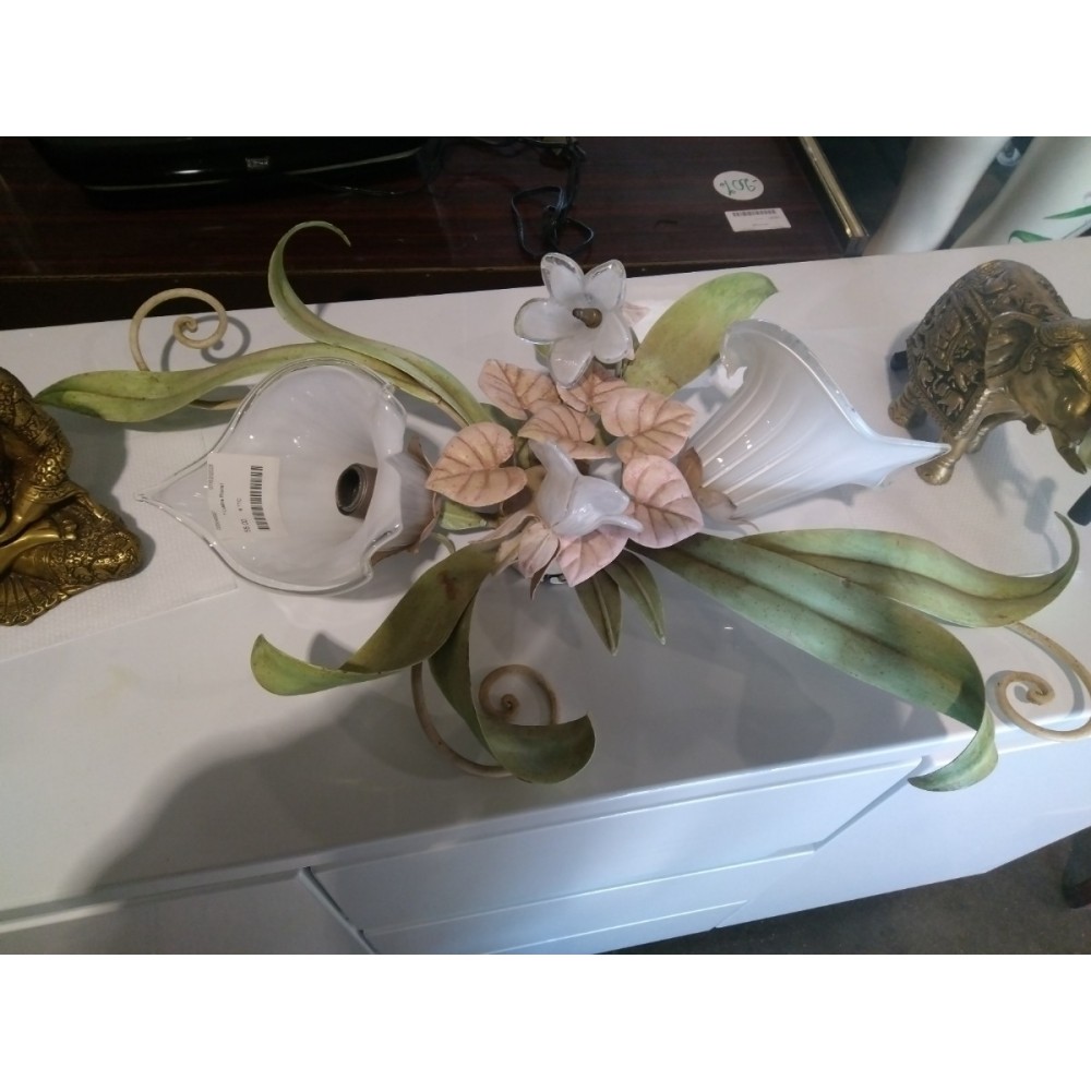 1 Lustre Floral