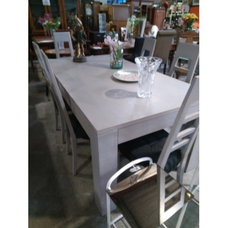 table grise + 6 chaises
