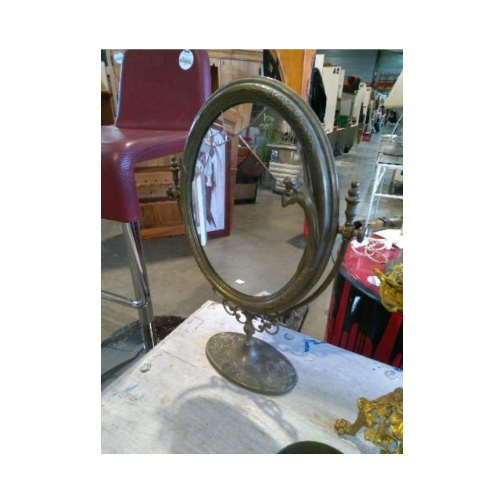 miroir bronze ancien avec figurine en deco glace brisé 